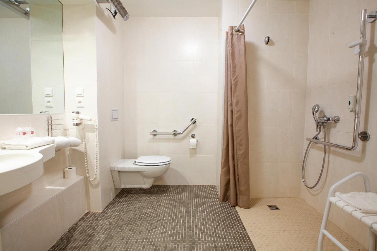 Best Hotel Lyon - Saint Priest 외부 사진